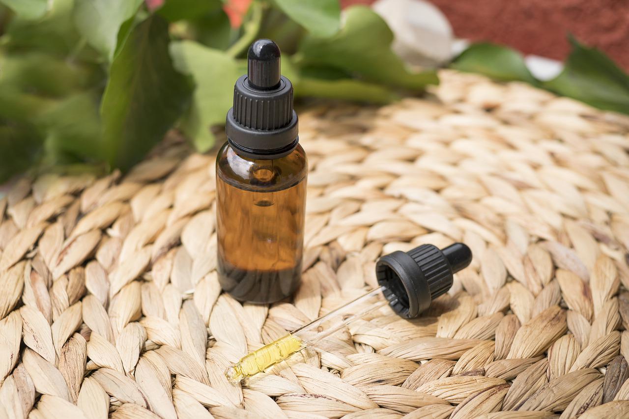 ​What Are the Benefits of CBD Oil? 